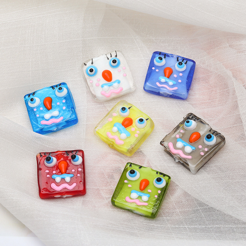 Hanyu Yuan hand-painted funny SpongeBob SquarePants glass beads, cute cartoon DIY handmade jewelry accessories, beaded materials