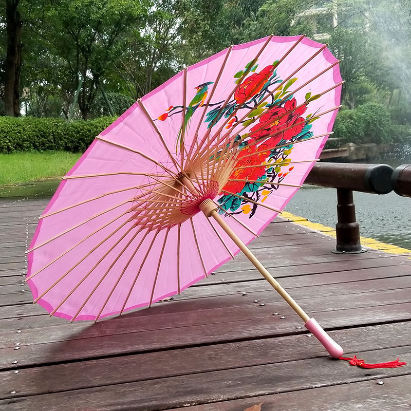 国潮工艺伞丝绸布伞油纸伞演出摄影婚庆跳舞伞旗袍走秀装饰伞牡丹产品图