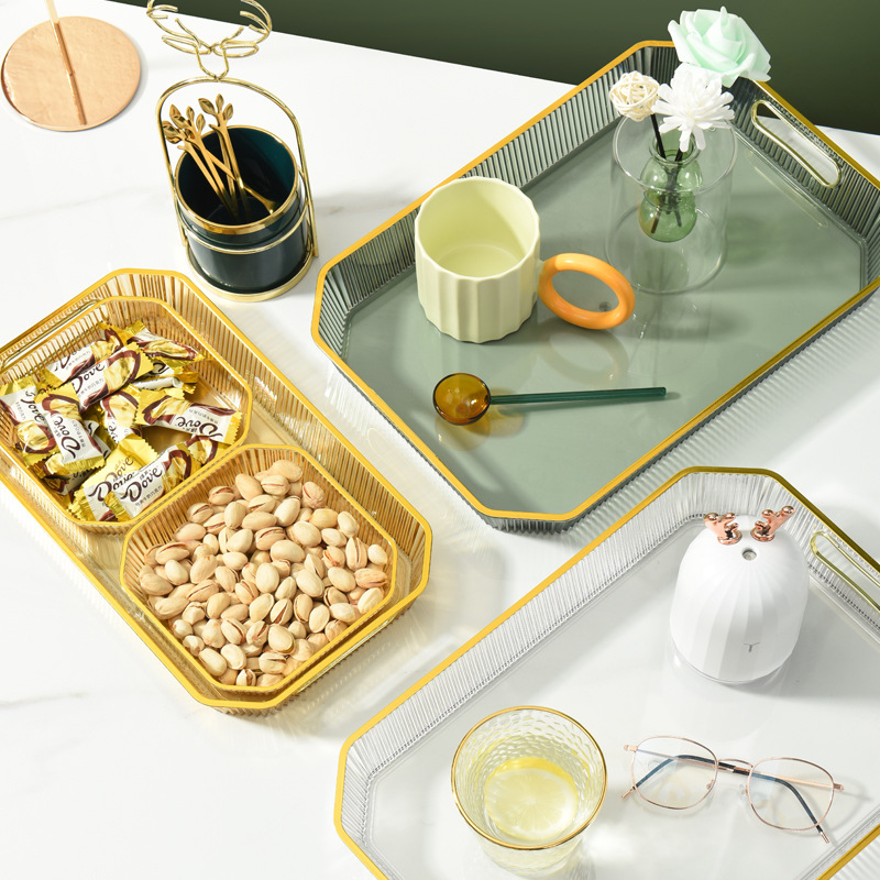 Nordic light luxury tray, household tea cups, water cups, tea tray, living room coffee table, transparent golden edge tray, rectangular dinner plate Application Scenario