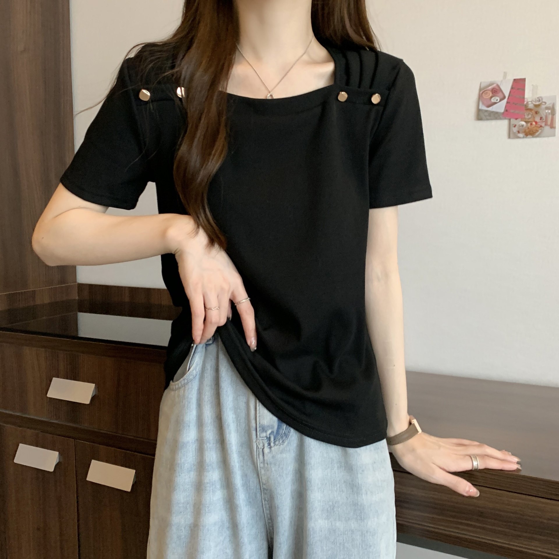 方领正肩短袖t恤女2026年夏季显瘦宽松设计感欧货短袖上衣A11743详情14