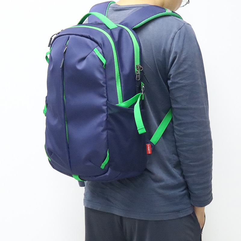 双肩包/背包/男士背包/儿童双肩包/电脑背包白底实物图