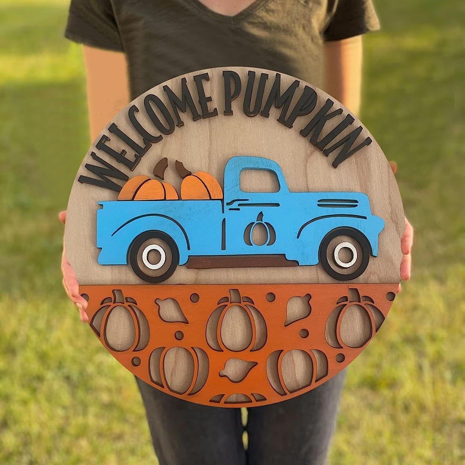 Hello Fall Front Door Welcome Sign Pumpkin Maple Leaf Truck Design Thanksgiving Decoration Wooden Door Number Application Scenario