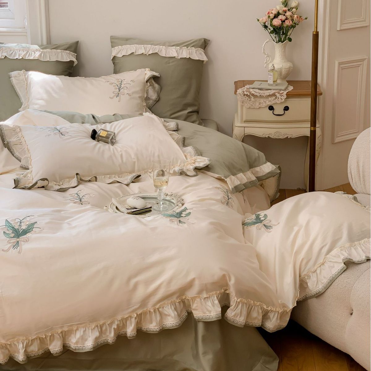 Classical embroidery double-piece natural color fabric with ruffled edges and rounded corners, 100S Australian cotton double-strand Gongbrocade, long-staple cotton four-piece set details Picture