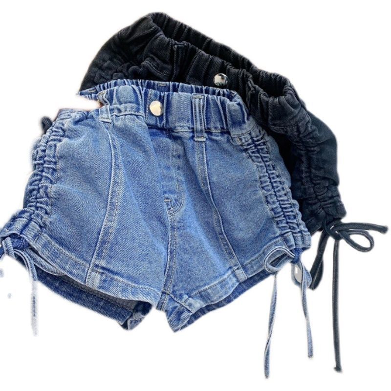 2022 Summer New children's pants, girls' denim shorts, summer Korean style children's summer pants, drawstring denim hot pants Item Picture
