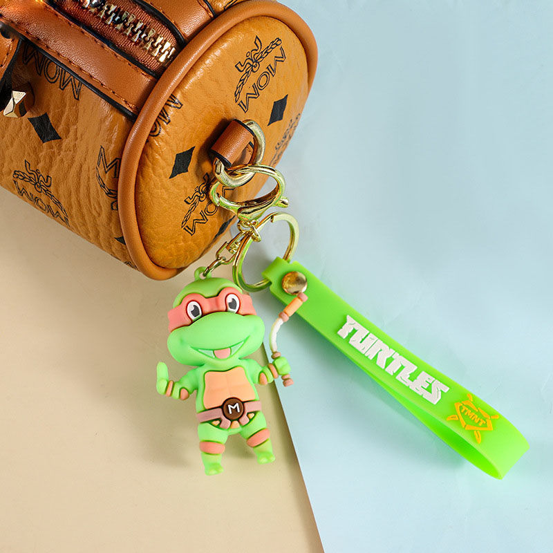 Wholesale Teenage Mutant Ninja Turtles keychains, 3D silicone figurines, cute pendants, couple car bag pendants, gifts Application Scenario