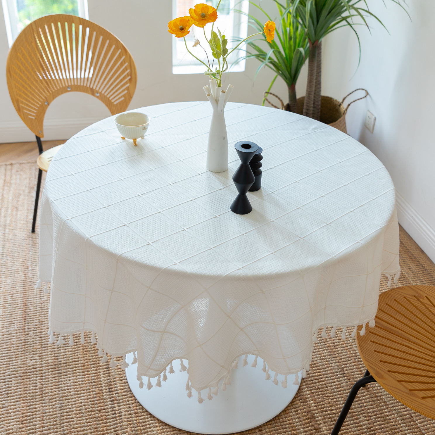 Cross-border new embroidered checkered decorative items, home tablecloths, Japanese solid color, American thickened table cushions