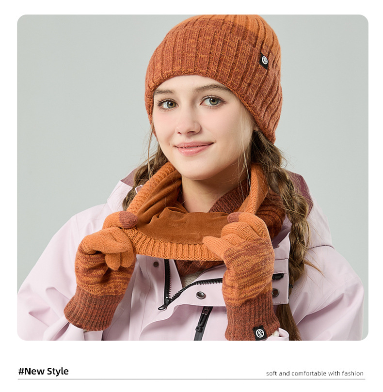 跨境专供冬季户外防寒保暖针织帽子围巾三件套帽子三件套渐变撞色详情17