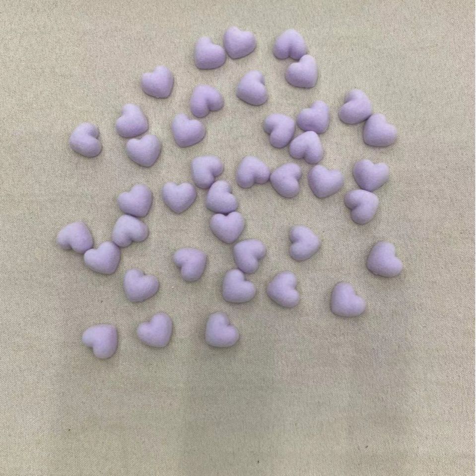 The diy jewelry accessories and accessories, the small heart flocking series of macaron colorways, are all in high demand, selling well and receiving overwhelming praise Specification image