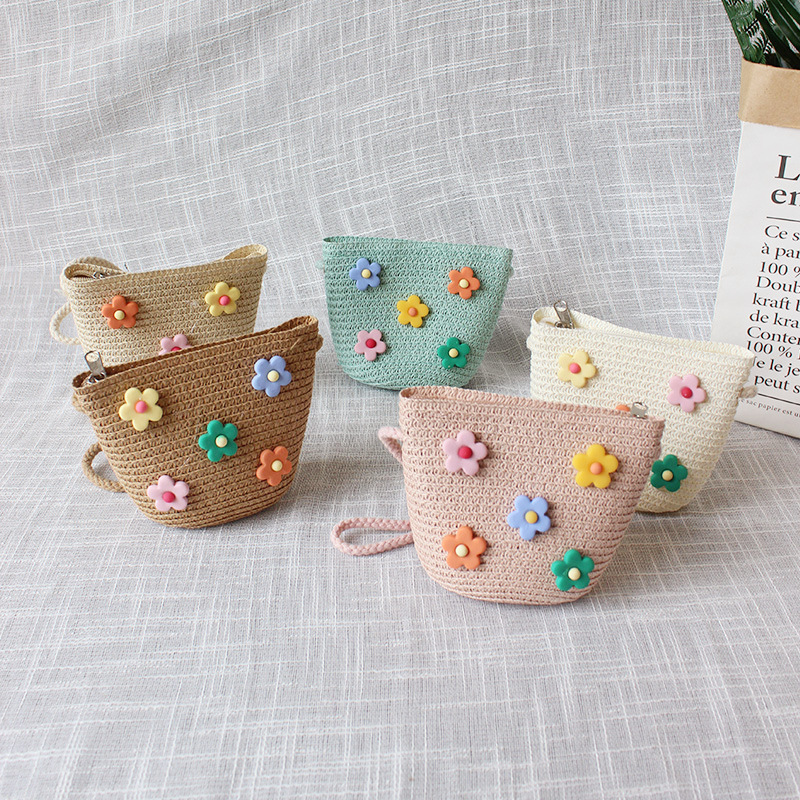 New children's coin purse, straw-woven small bags, cute little girls, princesses, multiple styles of crossbody zipper small bags for boys and girls details Picture