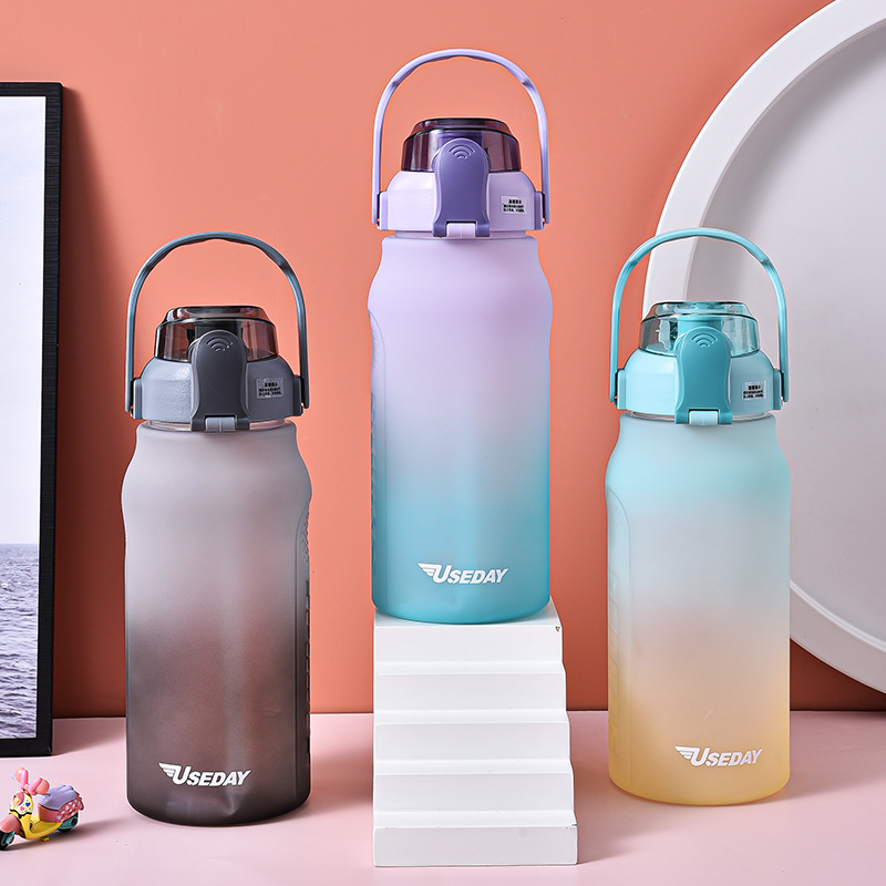 大容量新款水壶水杯大肚太空杯儿童吸管广告礼品水杯防漏塑料杯详情图3