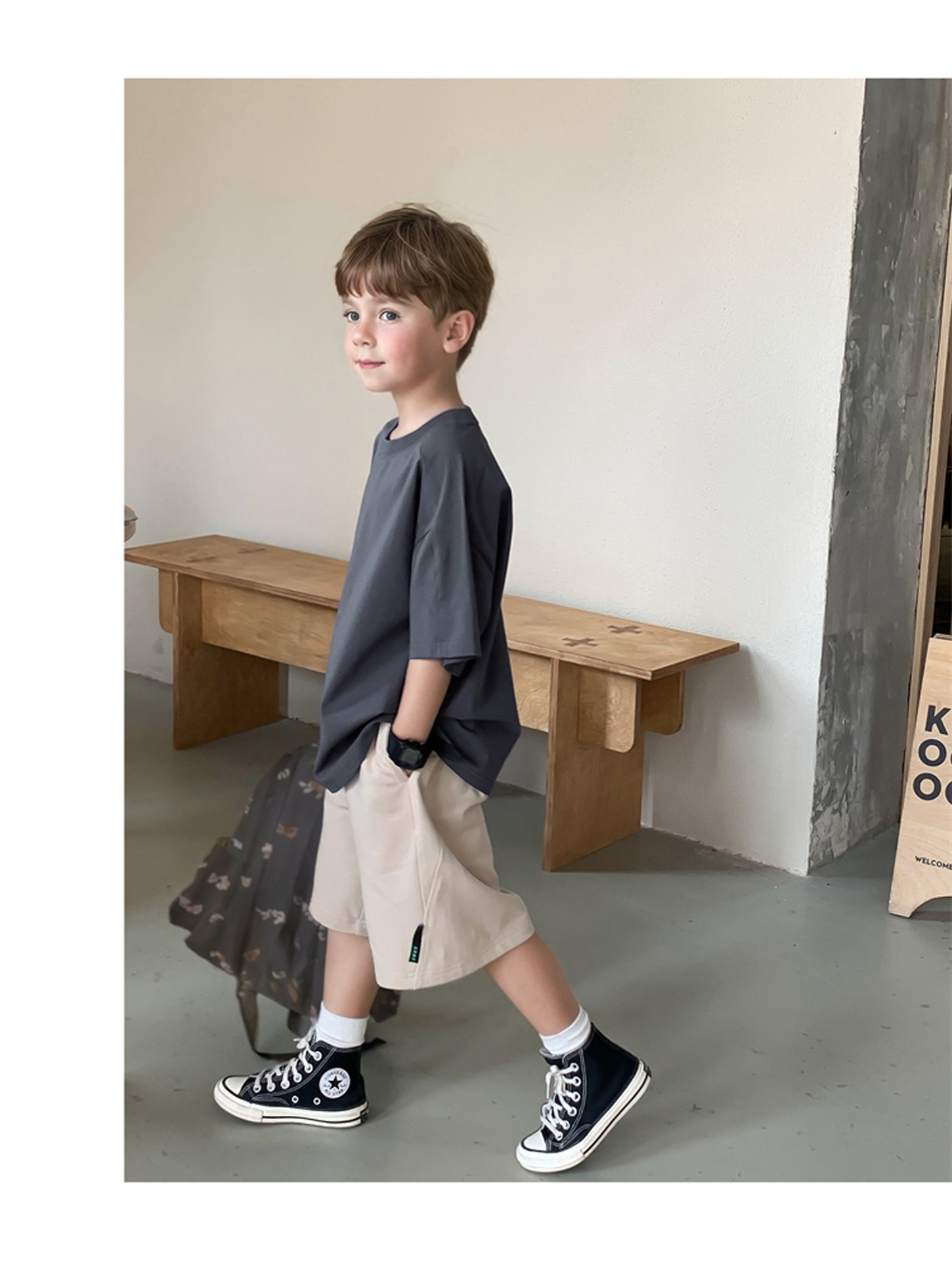 High-quality round-neck short-sleeved T-shirt for boys and kids in solid color, summer five-quarter sleeve loose pure cotton basic T-shirt, sporty trend pic 32