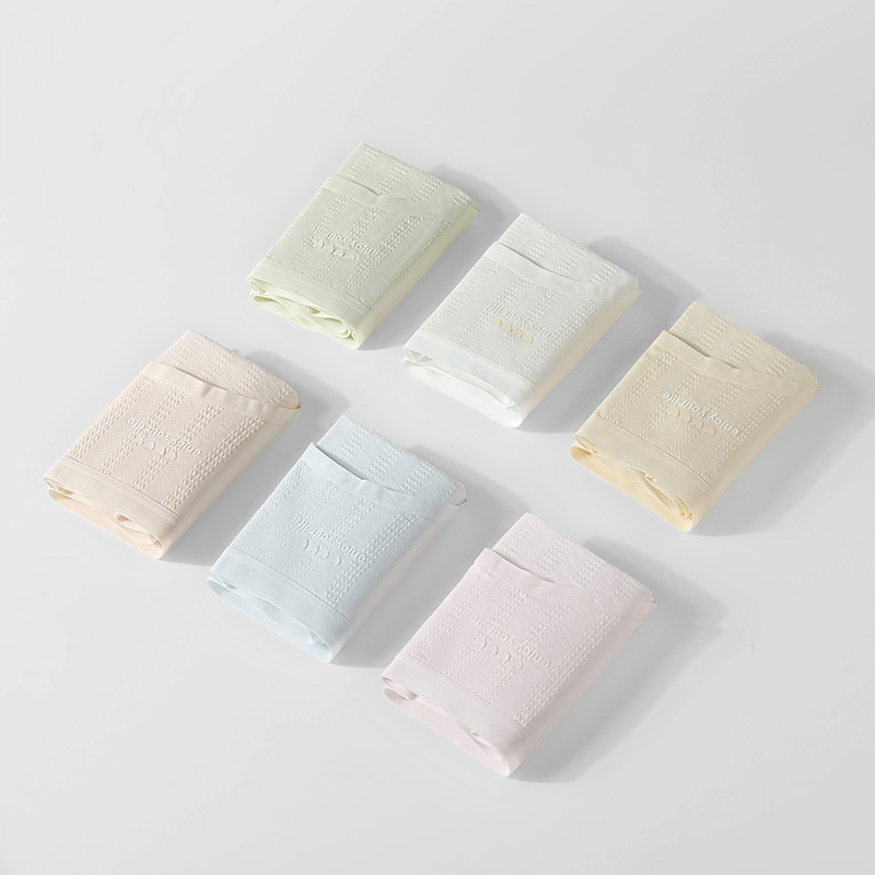Cotton Women's Underwear Class A Baby Cotton Seamless Cotton Anti-Bacterial Crotch No Hip Pinch Mid-Waist Little Girl Triangle Briefs Application Scenario