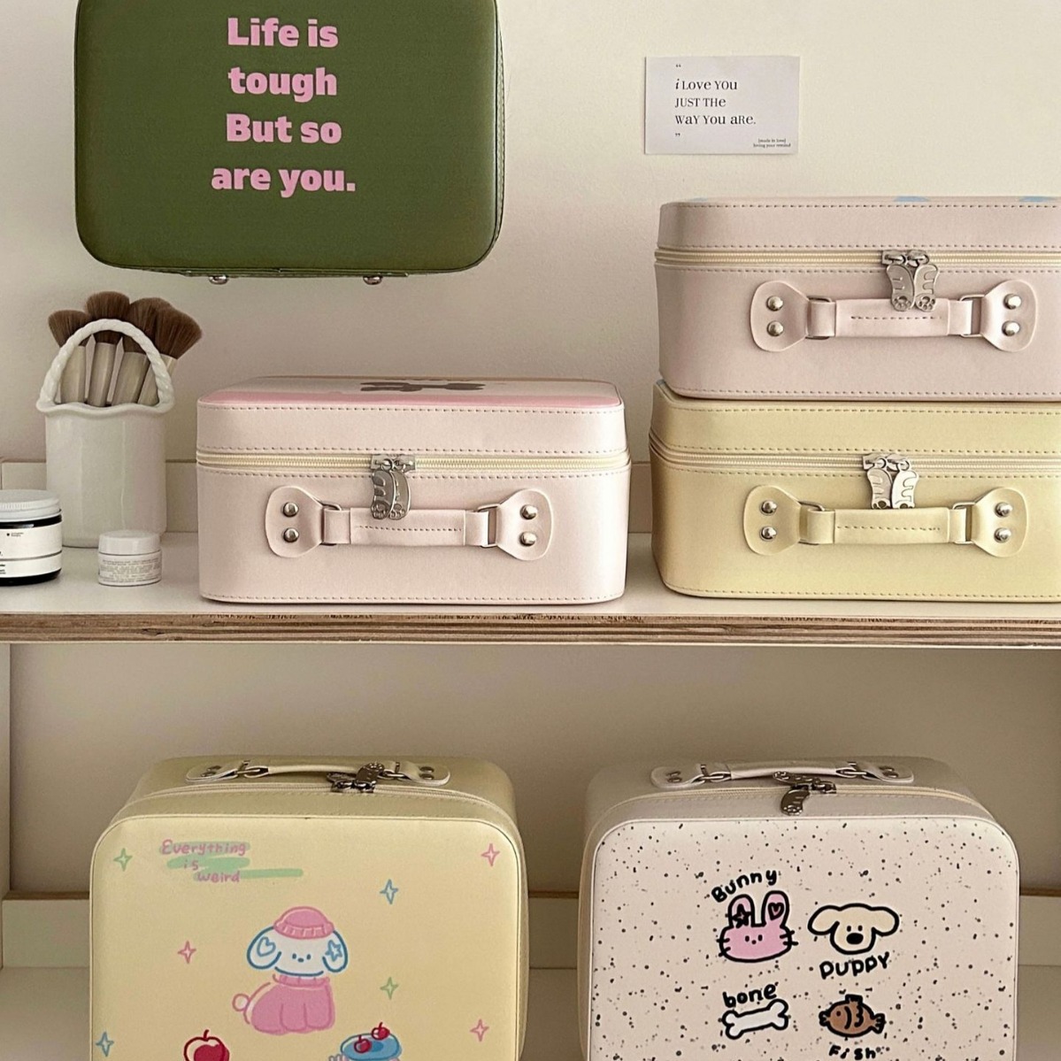 ¡Original! Lindo caso cosmético impreso alto nivel de apariencia de gran capacidad skincare storage case case with mirror cosmetic bag Application Scenario