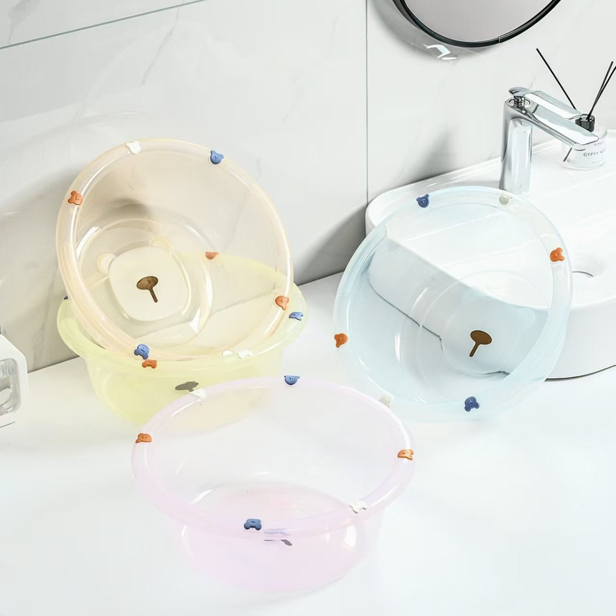 Little Bear transparent and cute cartoon plastic transparent student dormitory storage, face and foot washing, anti-drop plastic dormitory kitchen Specification image