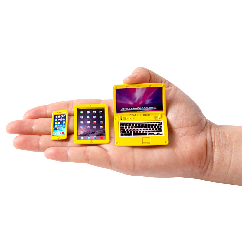 娃娃玩具配件实物图