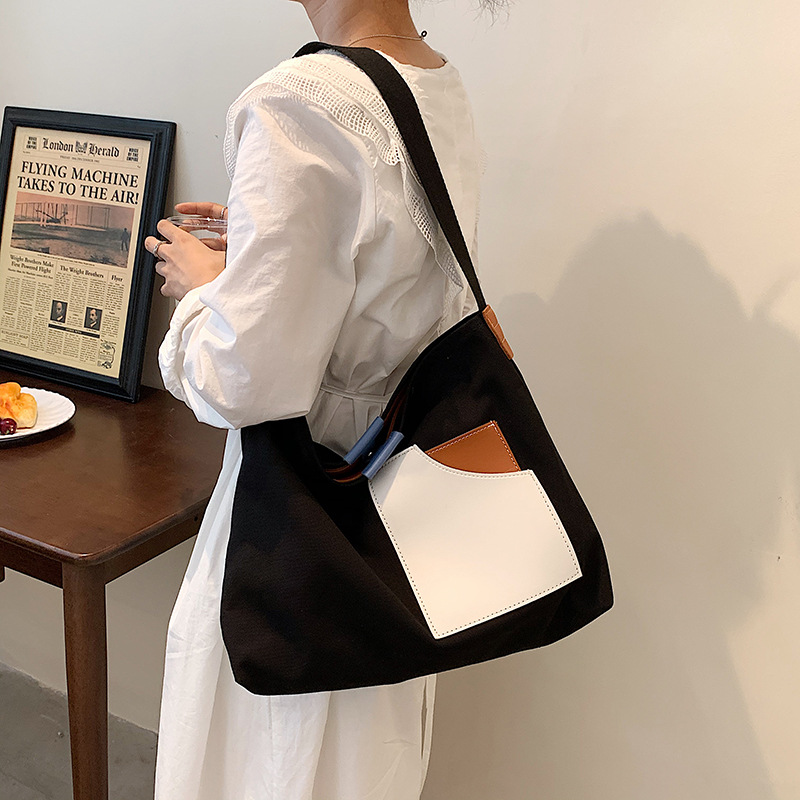 Instagram Niche Design Patchwork Canvas Bag Korean Women's Shoulder Bag Commuter Tote Bag All Casual Crossbody Bag Application Scenario