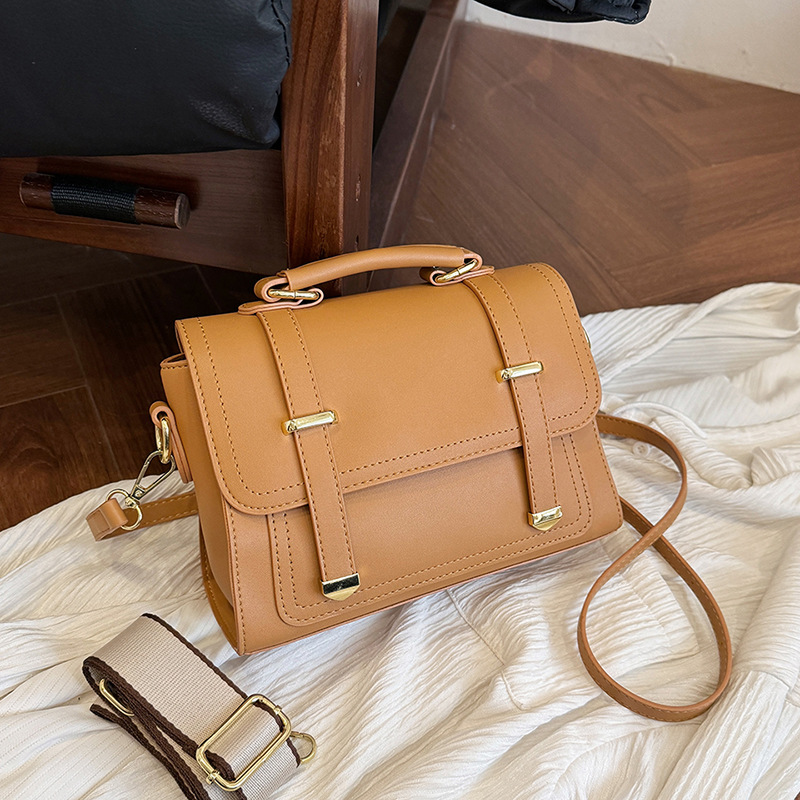 流行时尚高级感手提包新款百搭小众设计单肩斜跨包简约小方包热卖详情图4