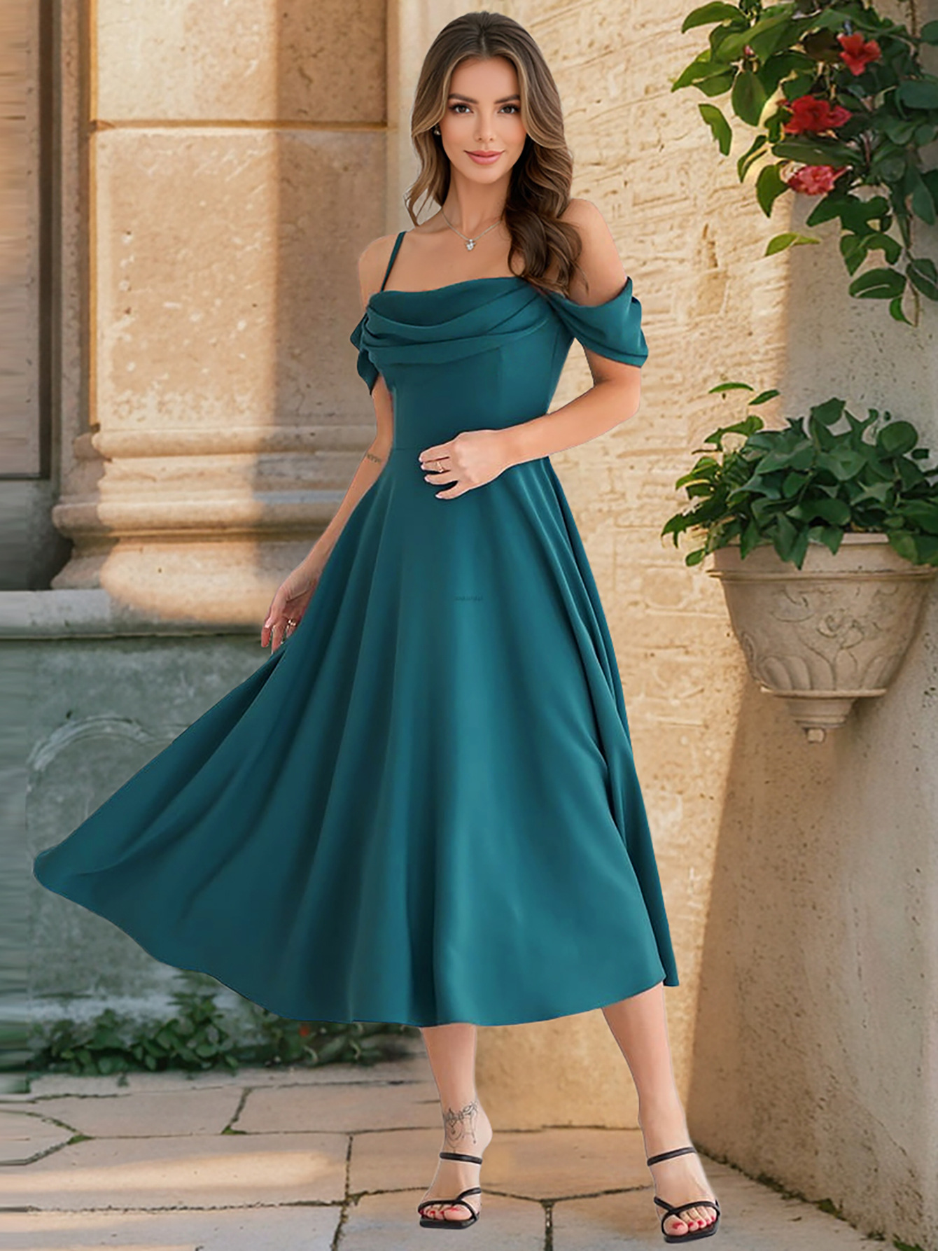 New sexy pleated halter dress for cross-border women's clothing from Europe and America 2025, A slimming and elegant A-line dress for foreign trade Application Scenario