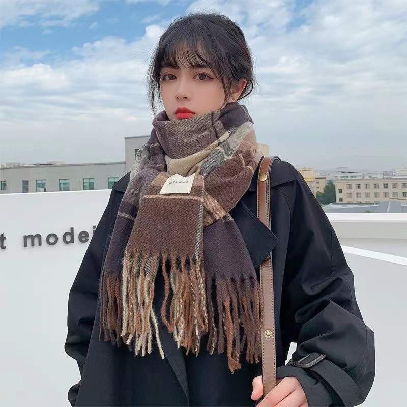 2022 New Scarf Female Autumn And Winter Korean Version Of All Plaid Thick Student Couple Scarf Male Imitation Cashmere Warm Application Scenario