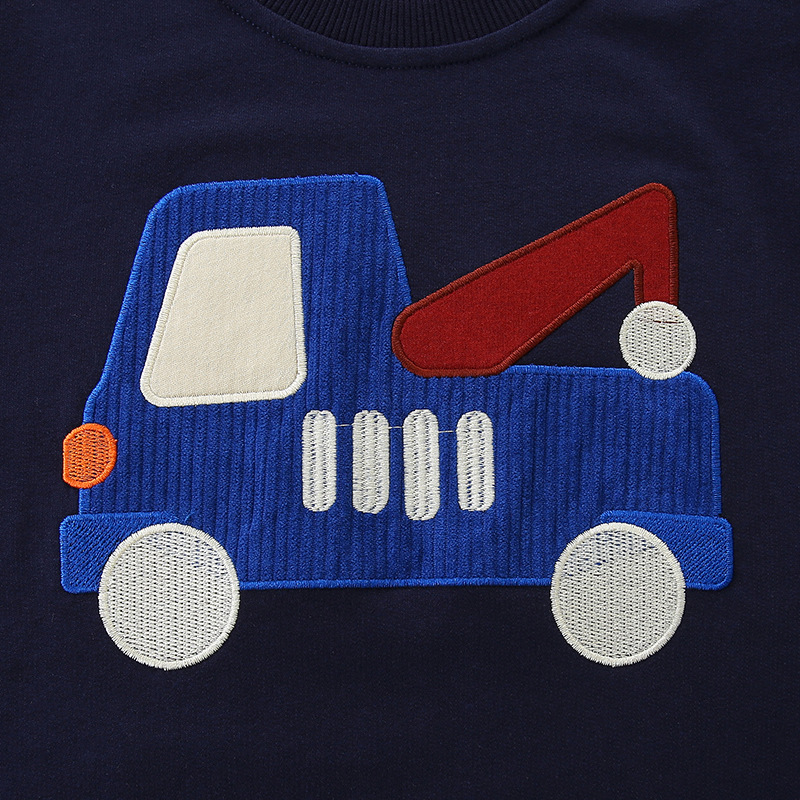 European and American style fashionable boys' sweatshirts for autumn 25, long-sleeved sweatshirts for small and medium-sized children, car print children's sweatshirts, available for delivery Application Scenario