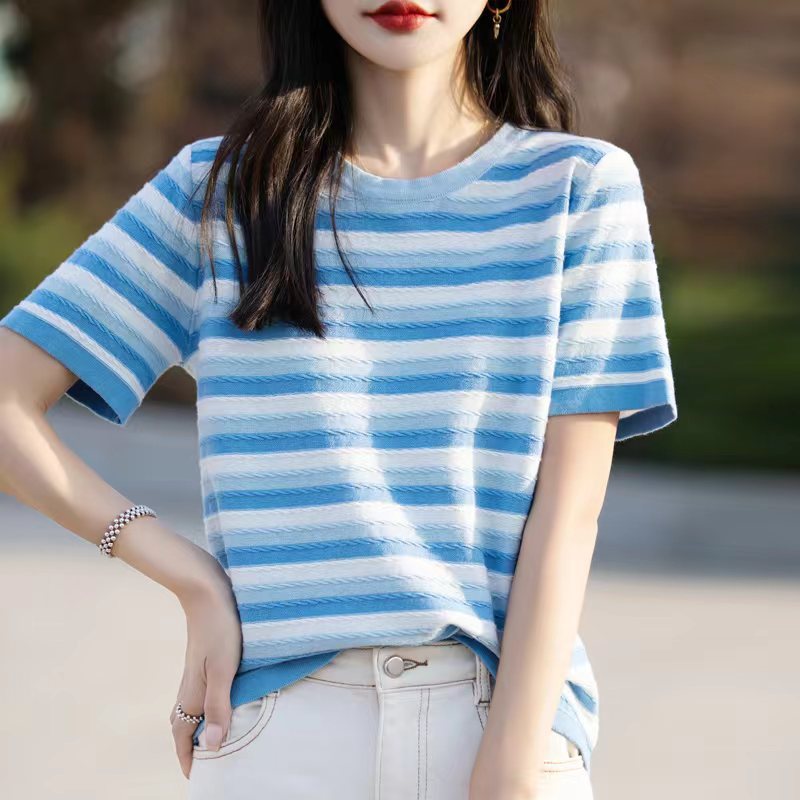 Summer women's tops, full-color knitted cotton and linen short-sleeved women's T-shirts, women's round-neck vests, striped contrasting colors, wholesale and consignment for foreign trade Application Scenario