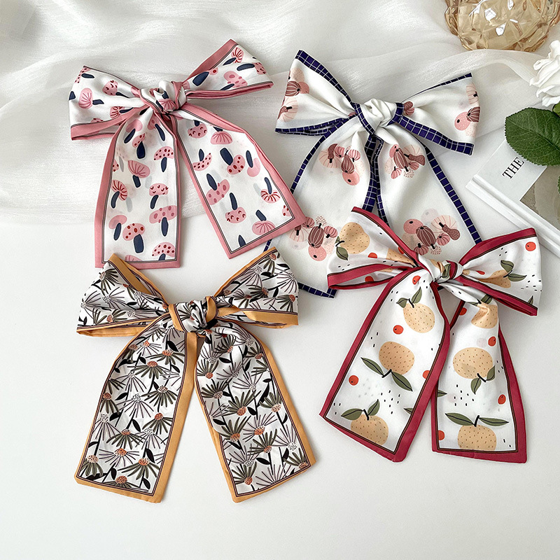 Thin Narrow Long Small Silk Scarf Female Korean Version With Bow Tie Hair Tie Bag Decoration With Hand Gift Streamer Headband Scarf Application Scenario