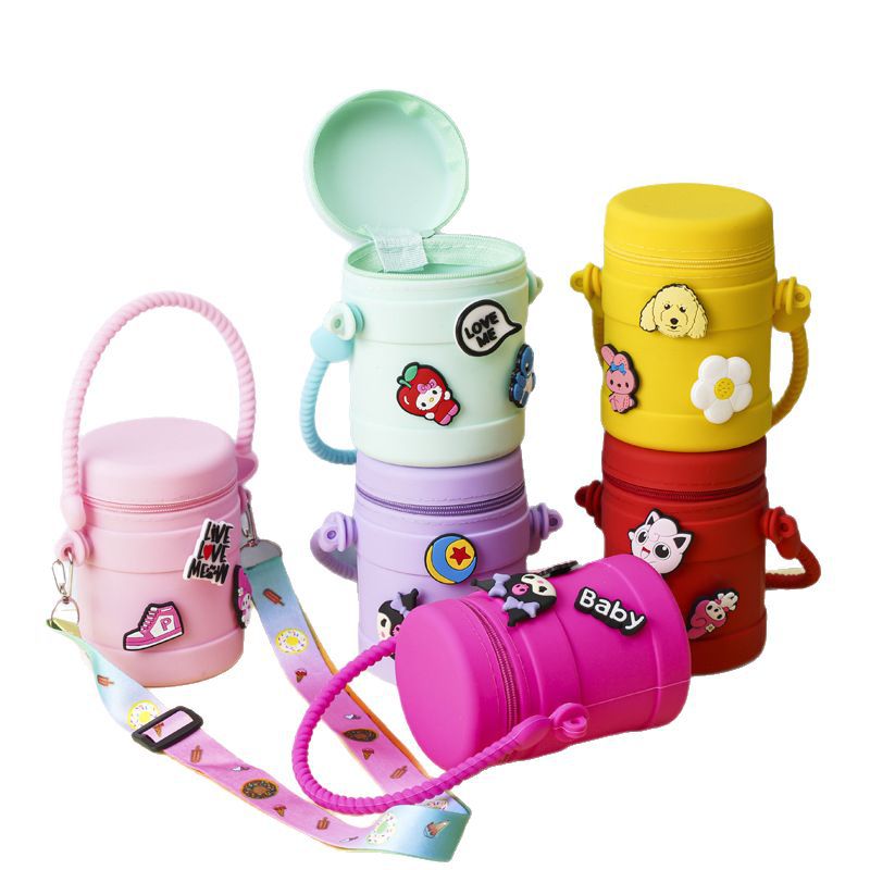 Children's silicone coin purse, cute bucket bag, cartoon hole bag, crossbody bag, versatile and fashionable travel shoulder bag, factory silicone hole bucket bag, children's toy bag Item Picture