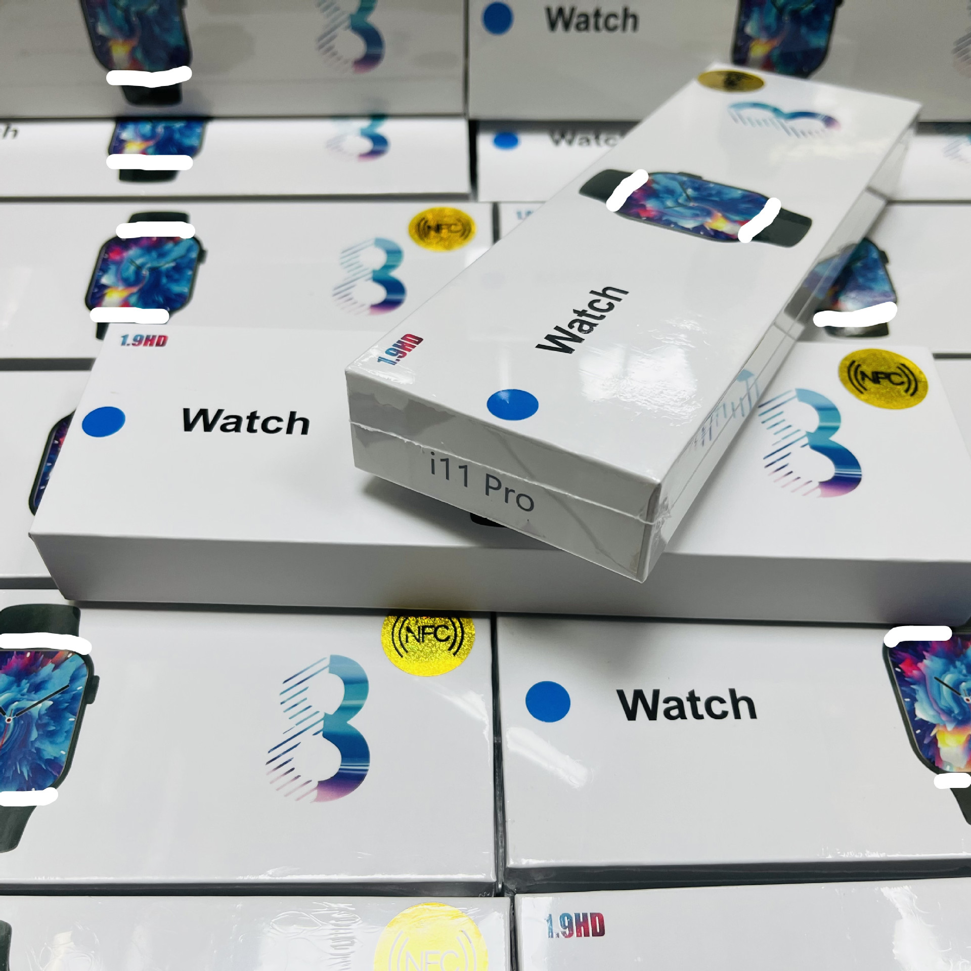The new i11 PRO smartwatch features a high-definition large screen, watch8, water resistance, NFC, Bluetooth call, and health monitoring