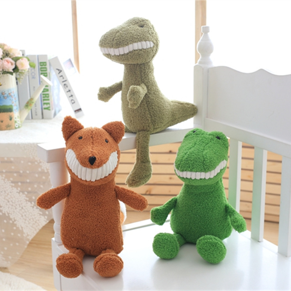 The 8-inch claw machine doll with a smile and big teeth, the same style as the Instagram influencer, is selling well at the street stall and is being thrown away for weddings Application Scenario