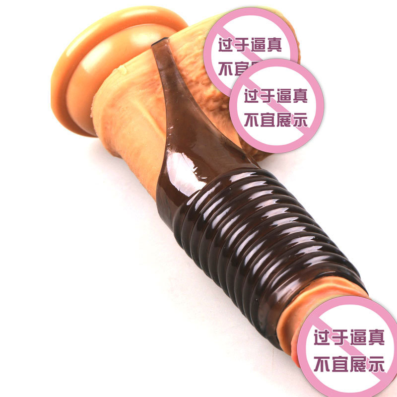 Foreign trade sex toys, Wolf tooth condoms, men's condoms, blocking and recovering, leather condoms, ring sex products for men Application Scenario