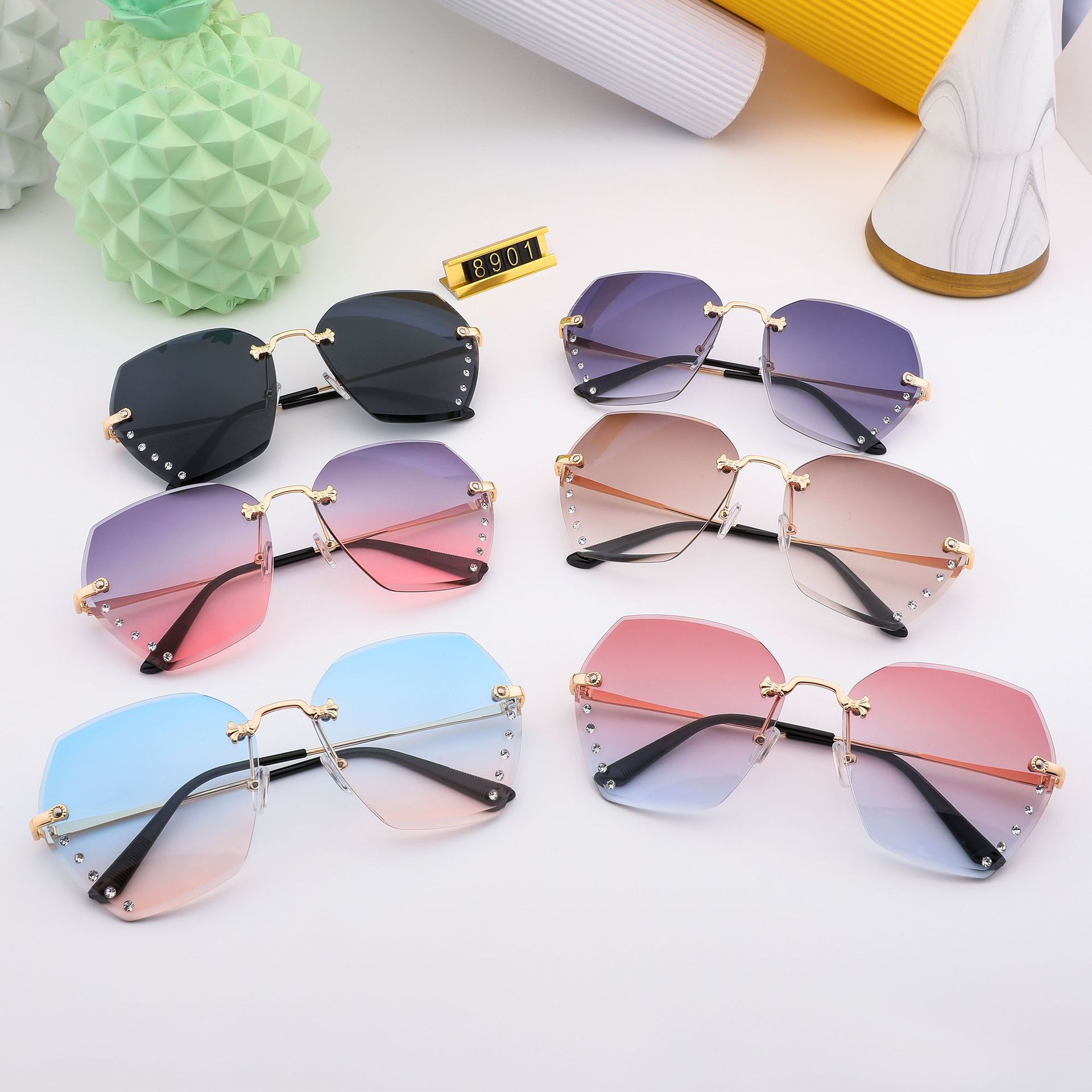 Frameless elegant sunglasses 2022 new style Korean fashion sunglasses for women, gradient trend diamond-encrusted personalized glasses