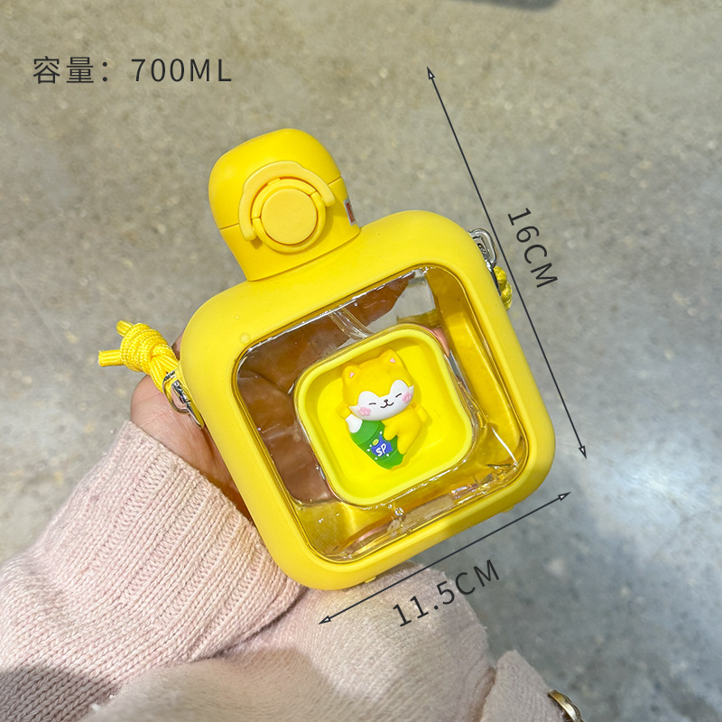 吸管杯实物图