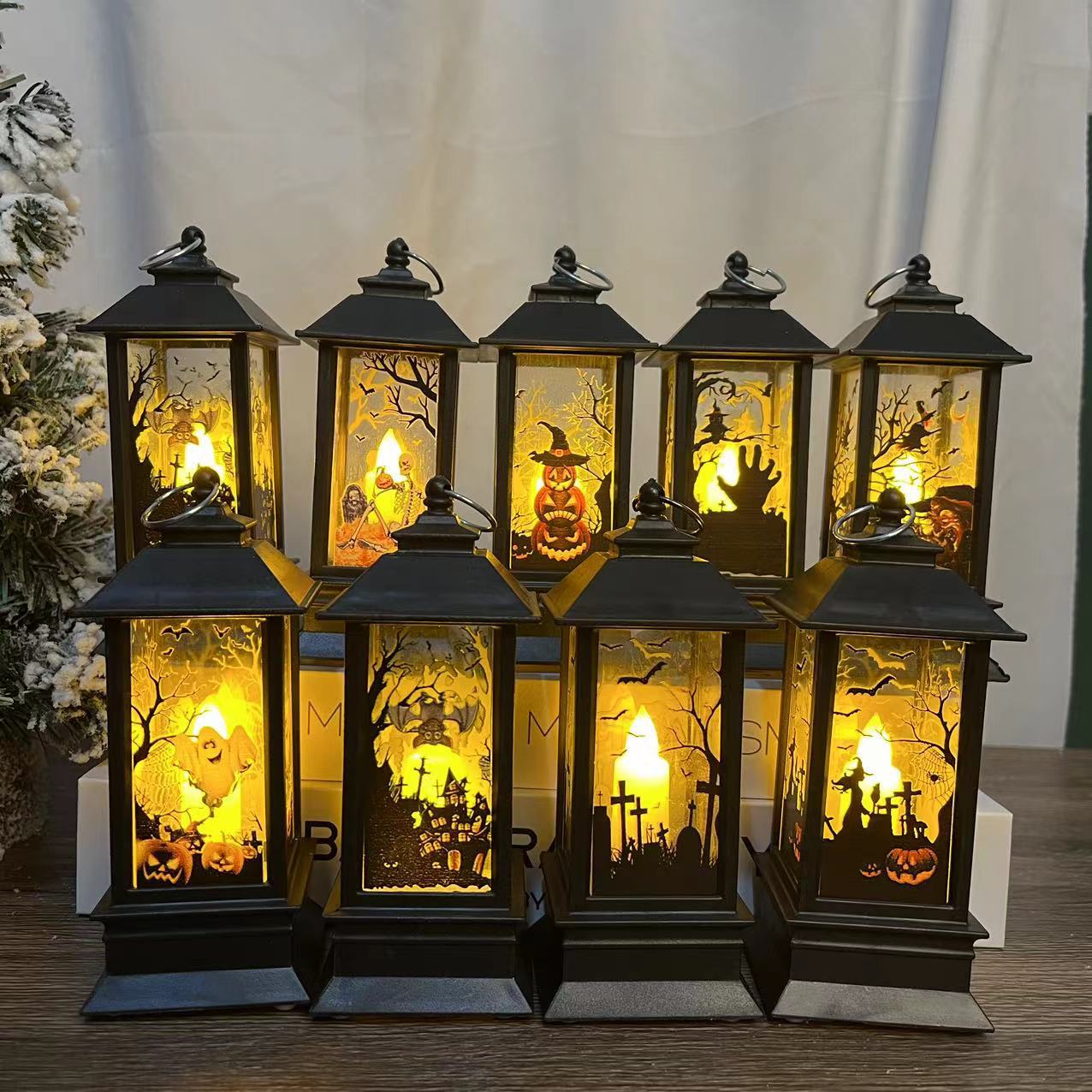 Christmas Decorations Christmas Oil Light Small Wind Light Simulation Flame Light Led Wind Light Candle Light Christmas Hand Light Application Scenario