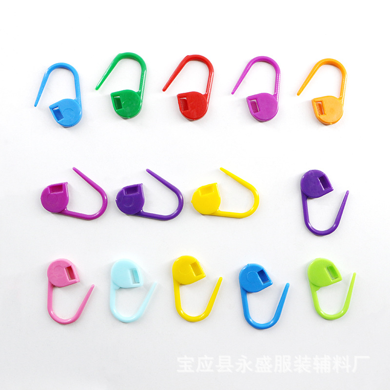 DIY sweater knitting tools: 100 pieces of cross-border colored flat box sweater knitting mark buckle plastic small buckle Application Scenario