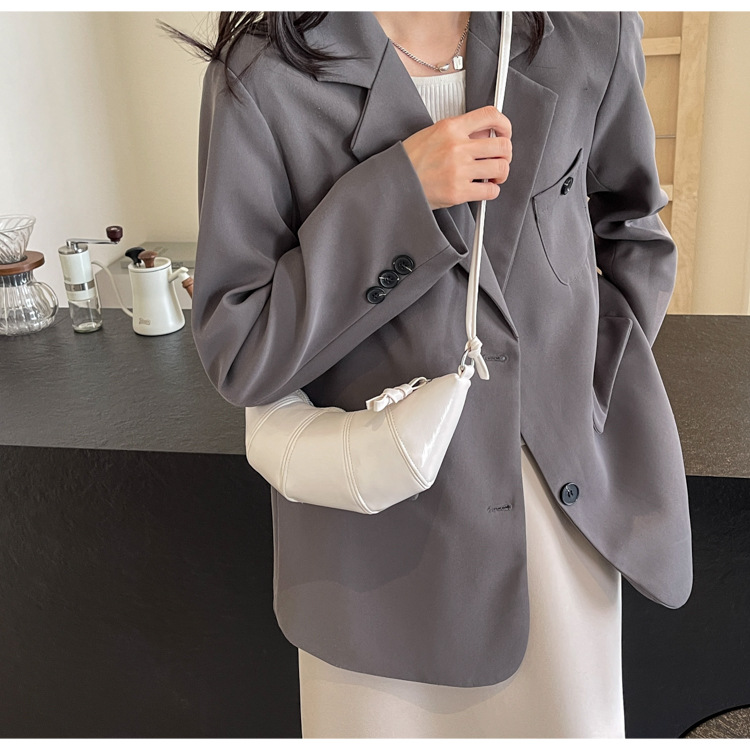 跨境外贸牛角包女包新款潮简约时尚斜挎饺子包百搭单肩箱包皮具男士手提包详情30