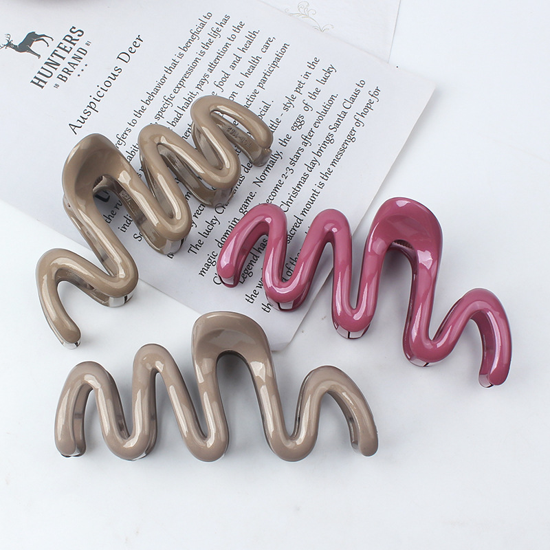 New wavy hair clips, matte hair clips, elegant back head updo hair clips, simple bathing shark clip hair clips Specification image