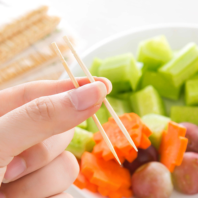Hotel Restaurant Restaurant Household Bamboo Toothpick Portable Bag With 200 Bamboo Toothpicks Loaded 2 Yuan Stall Source Wholesale Application Scenario