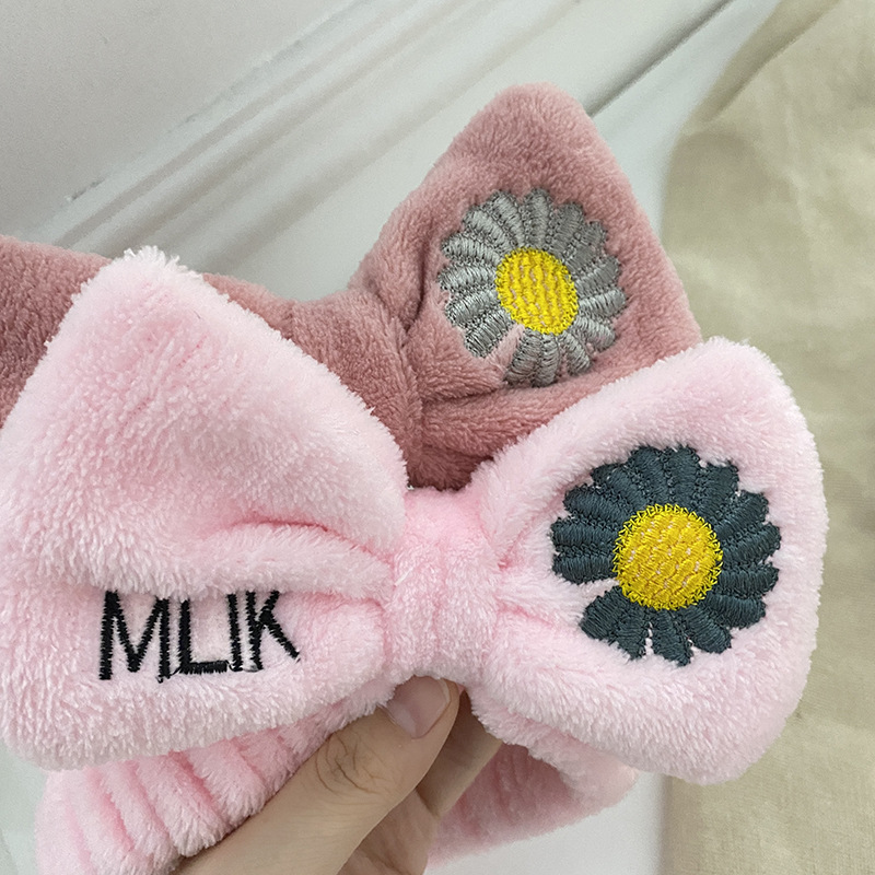 Japanese And Korean Internet Red Sweet And Cute Mlik Daisy Bow Headband Girl Makeup Face Wash Headband Plush Headband Specification drawing