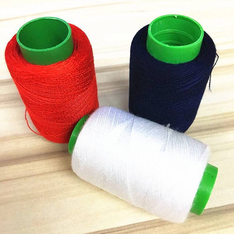 A bag of 3 sets of colored thread cross-stitch needle and thread, sewing thread, for foreign trade needle and thread work, wholesale of small commodities for one yuan
