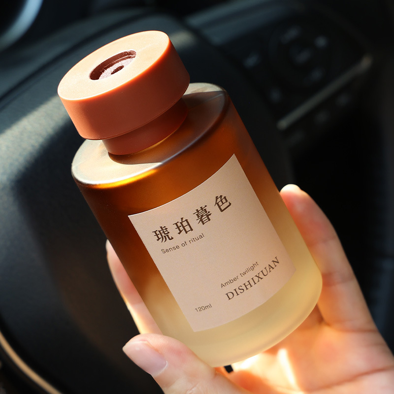 创意新款车载香薰除异味磨砂质感高档车载香氛摆件汽车香薰件代发