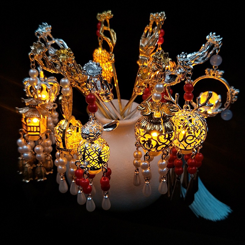 古风流苏发簪女高级感步摇发光灯笼盘发钗子头饰旗袍汉服发张簪子