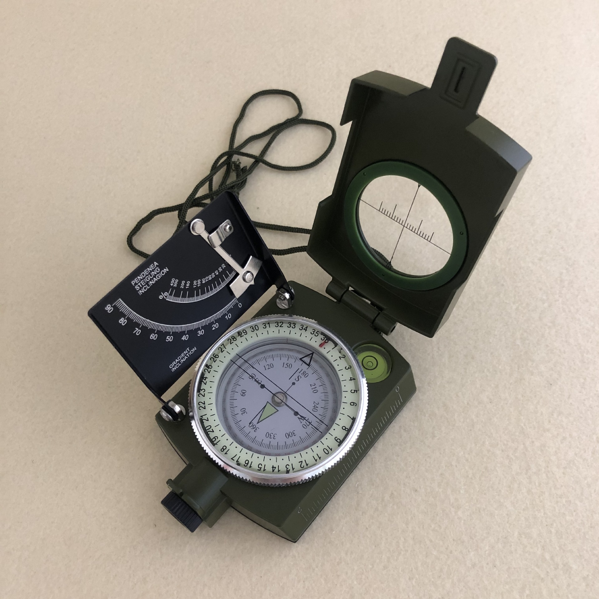 The new high-quality compass K4074B with a level, slope gauge and luminous function comes with a ruler details Picture