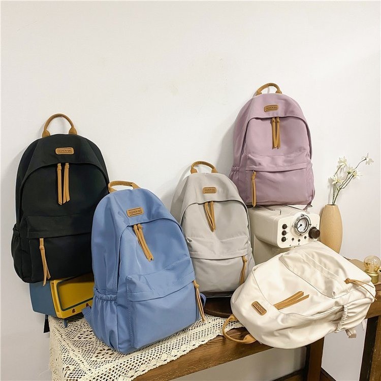The 2023 new style schoolbag for girls, Korean version, Instagram, Japanese style, high school and college students, large-capacity backpack for junior high school students Application Scenario