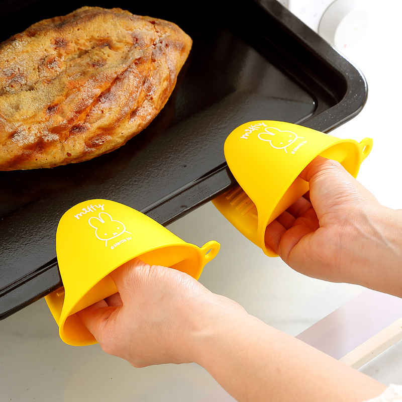 Mifei kitchen heat-resistant and heat-insulating silicone hand clamp, anti-slip clay pot, baking oven, microwave oven, thickened high-temperature resistant gloves details Picture