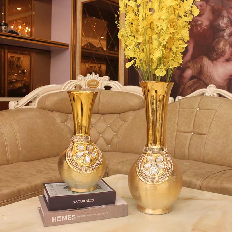 Cross-border European creative simple electroplating gold brushed ceramic vase Hotel decoration Wedding home crafts Gold long neck vase full figure