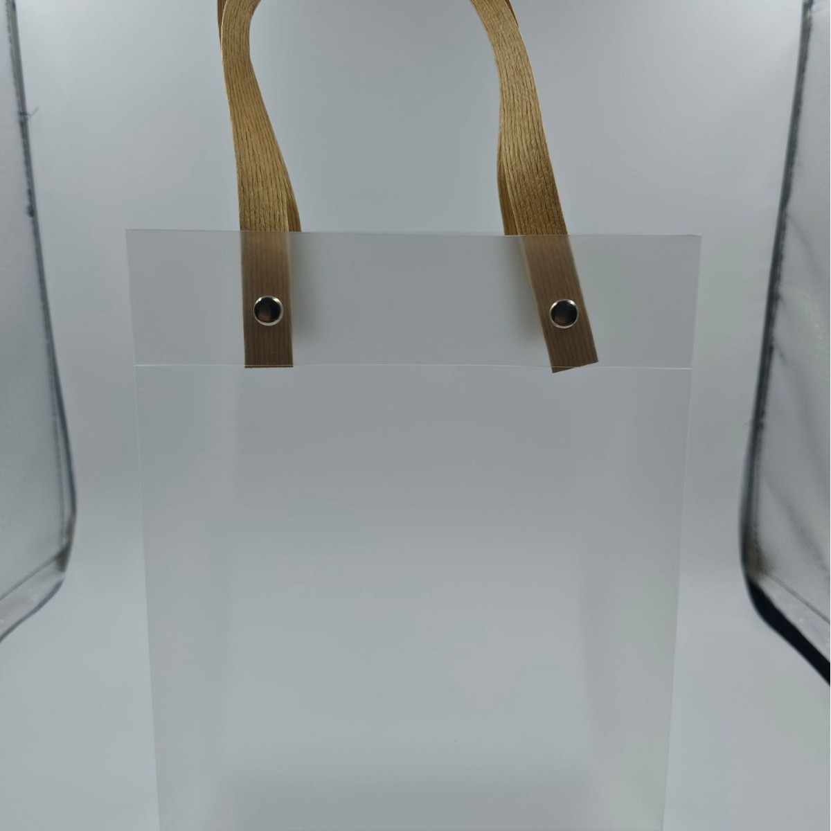 Direct sales of PPPVC handbags from the manufacturer, including wine bags, gift bags, gift bags, frosted transparent plastic handbags Specification image
