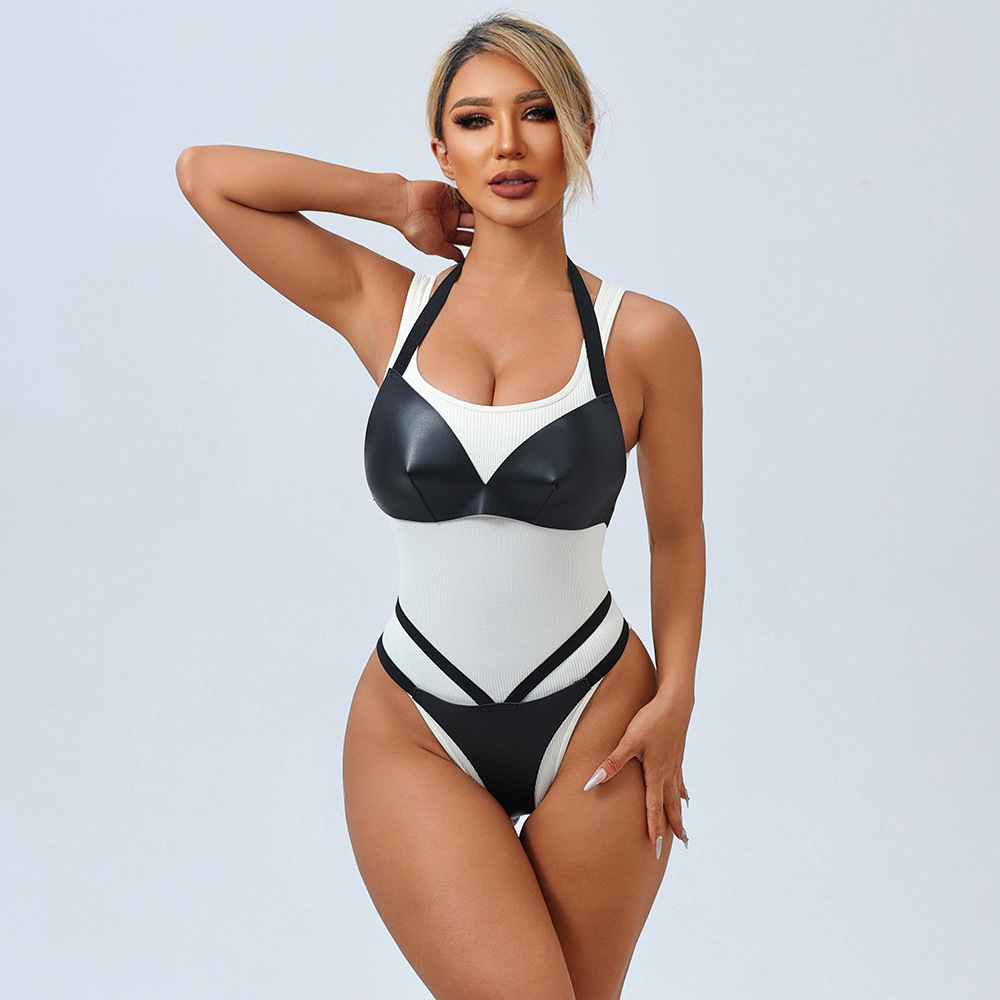 Sexy accessories Women's toys Leather body restraint set Breast protector Underwear accessories sm bondage clothes details Picture