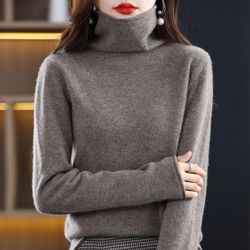 Autumn and winter bestsellers: Pile collar wool sweater women's warm base layer, fashionable long-sleeved loose sweater lapel top Application Scenario