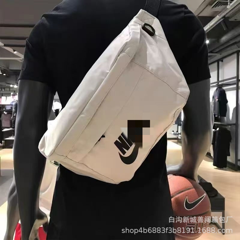 王一博同款大容量机能胸包男胸前包简约帆布百搭斜挎潮女挎包情侣