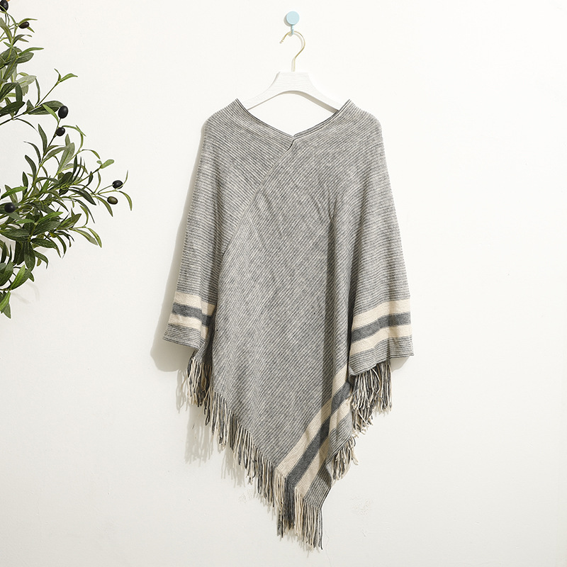 Amazon's new cape with cape Cross two-color yarn cape cape knitted tassel imitation cashmere sweater